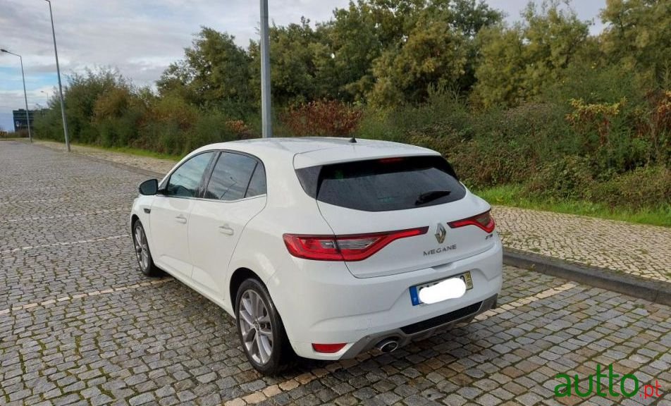 2016' Renault Megane photo #4