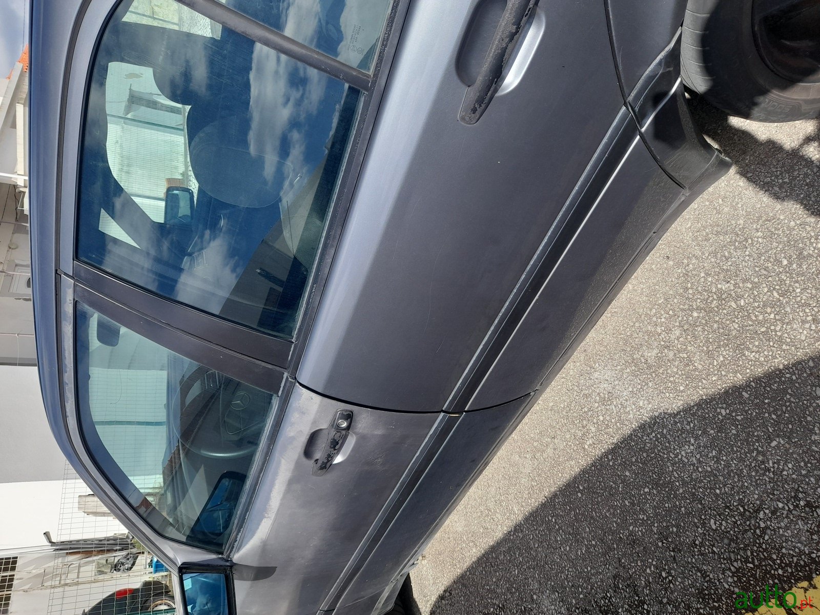 2000' Mercedes-Benz photo #2