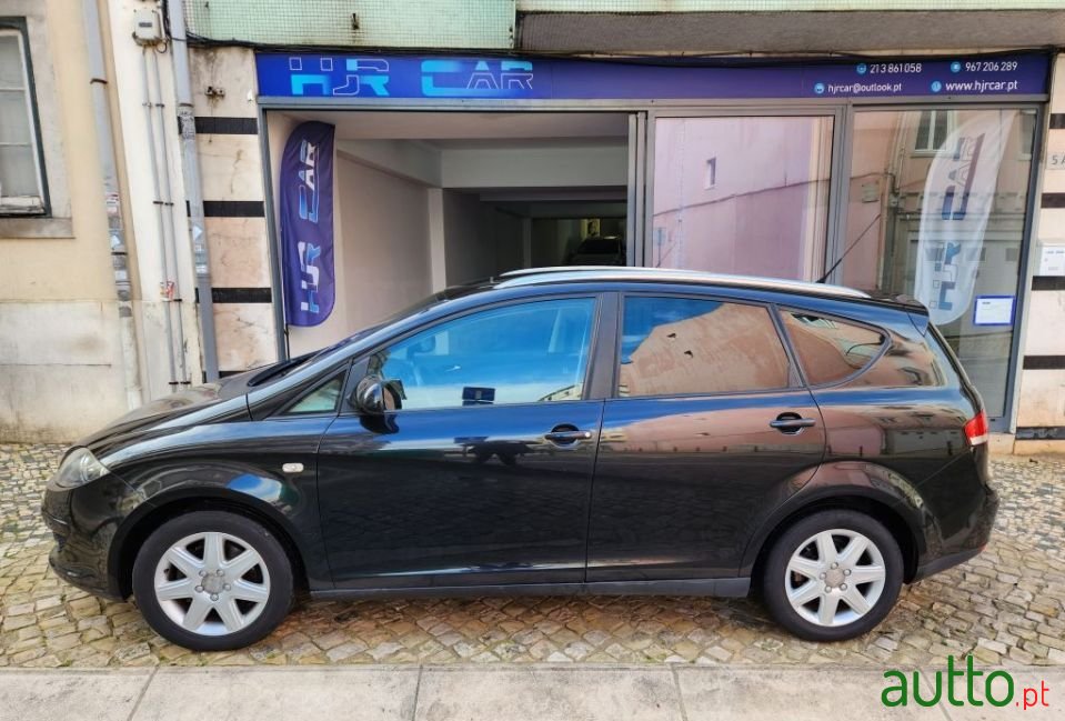 2008' SEAT Altea photo #3