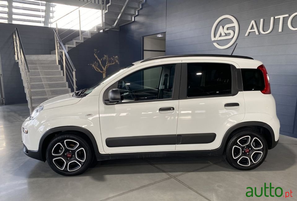 2021' Fiat Panda photo #2