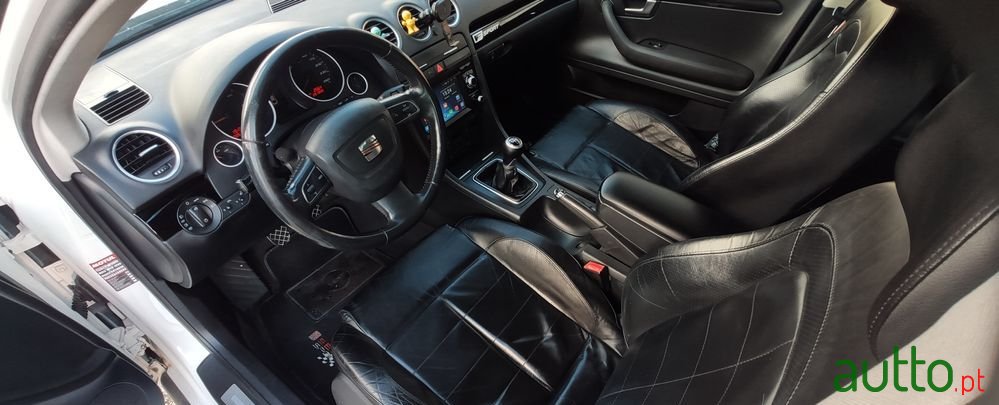 2009' SEAT Exeo St 2.0 Tdi Sport photo #6