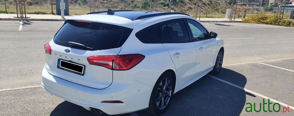 2020' Ford Focus Sw photo #3