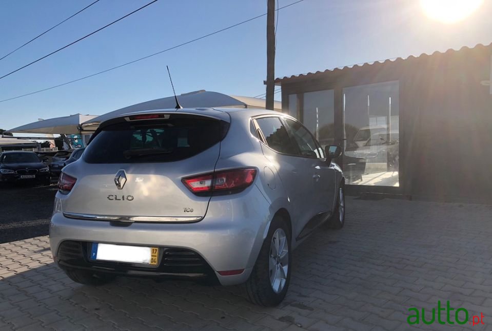 2017' Renault Clio photo #3