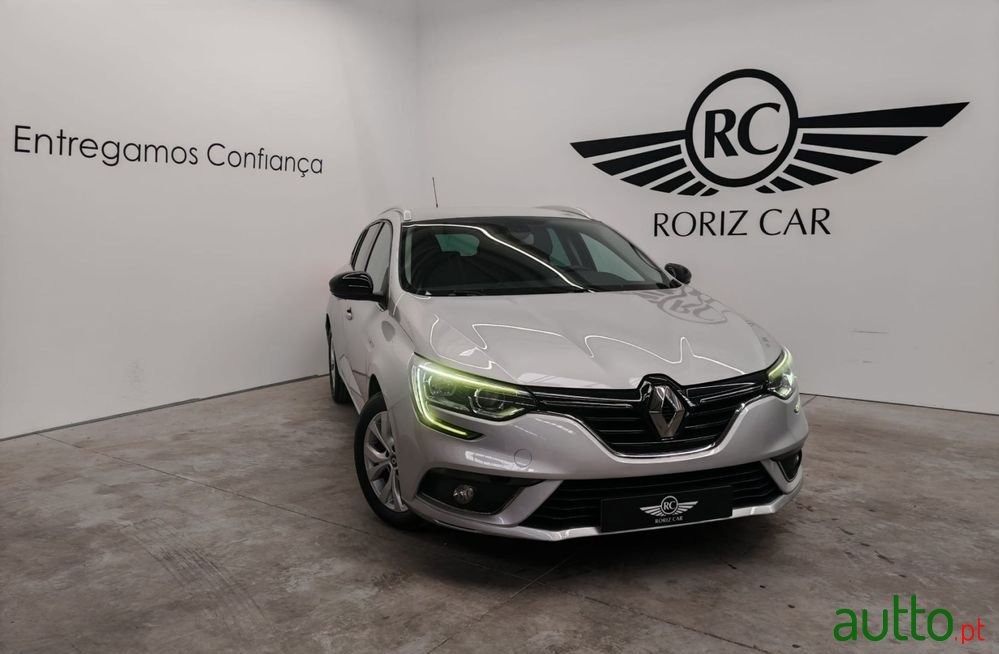 2019' Renault Megane Sport Tourer photo #1