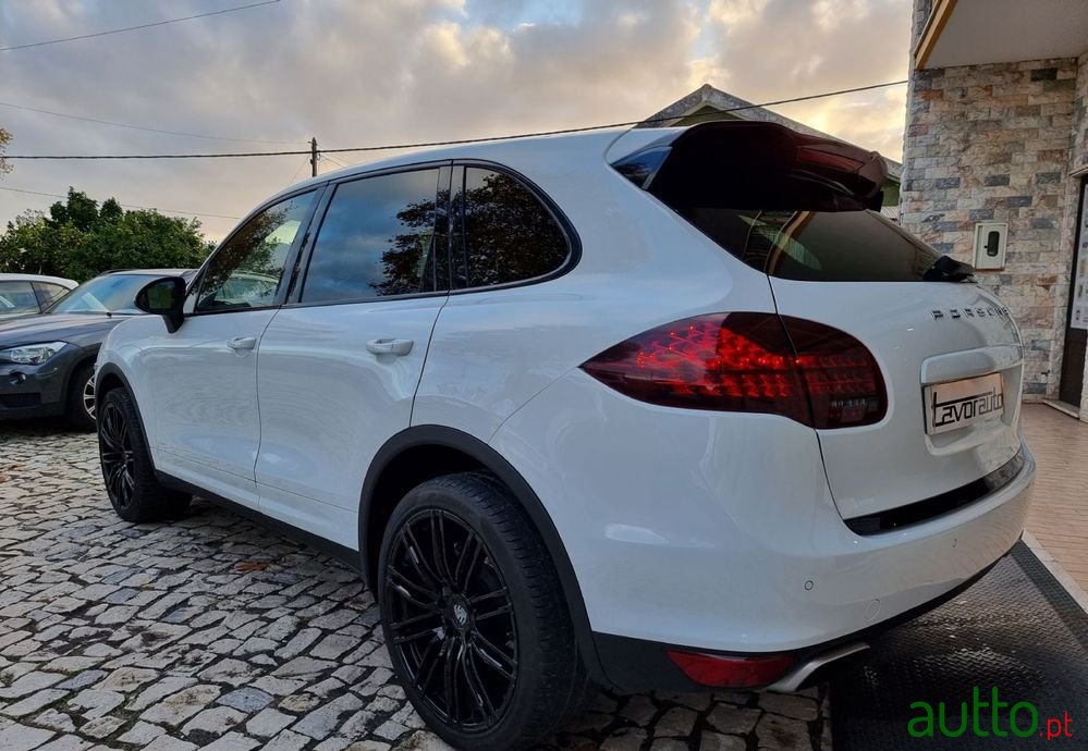 2014' Porsche Cayenne photo #6