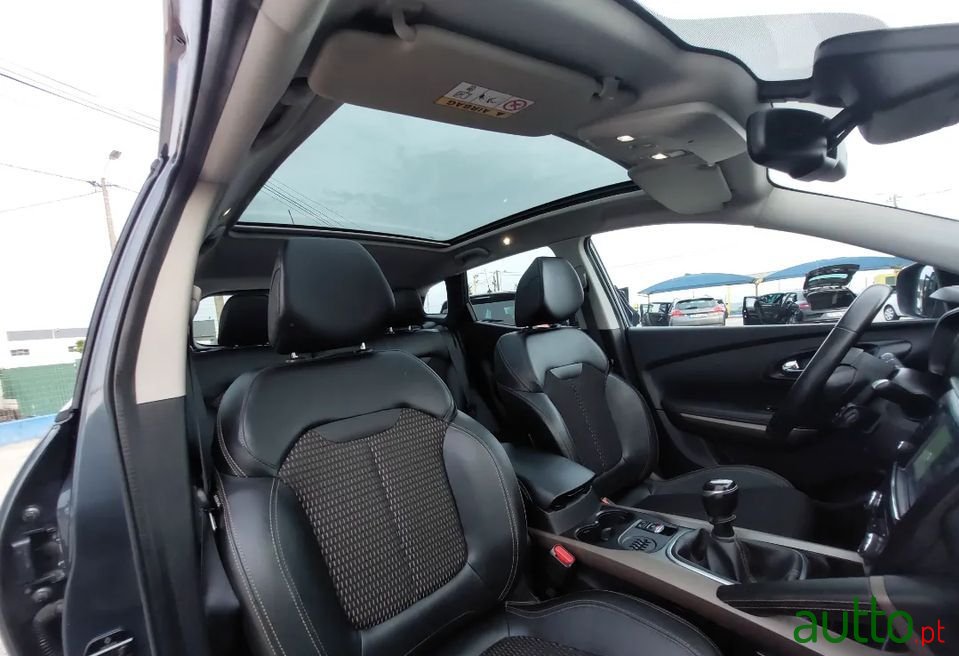 2015' Renault Kadjar photo #3