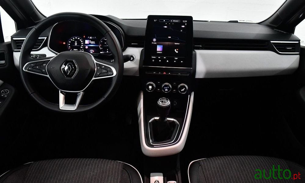 2022' Renault Clio 1.0 Tce Techno photo #3