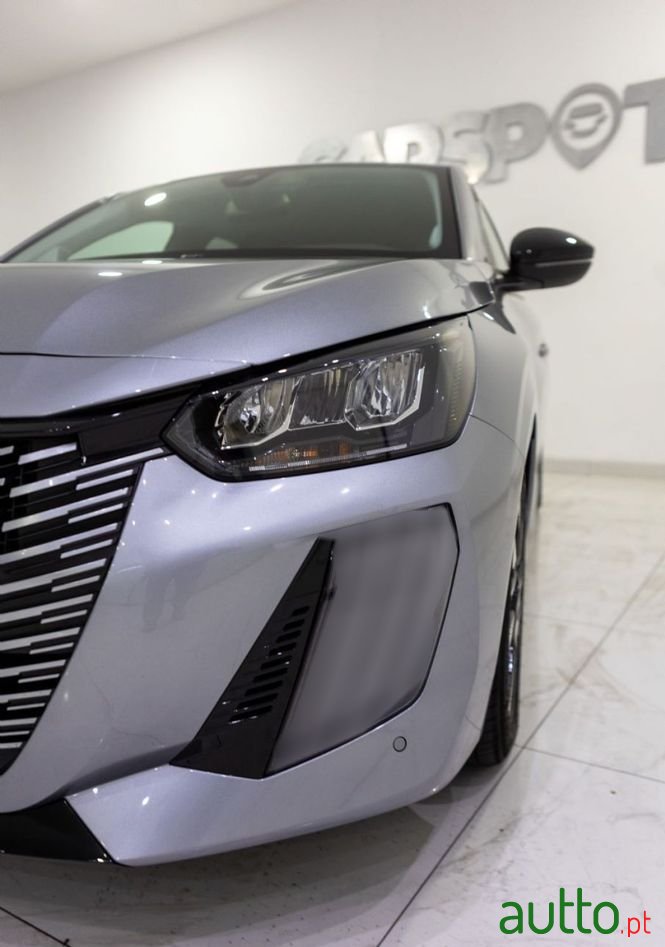 2024' Peugeot 208 1.2 Puretech Allure photo #5