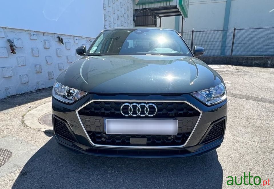 2022' Audi A1 Sportback photo #5