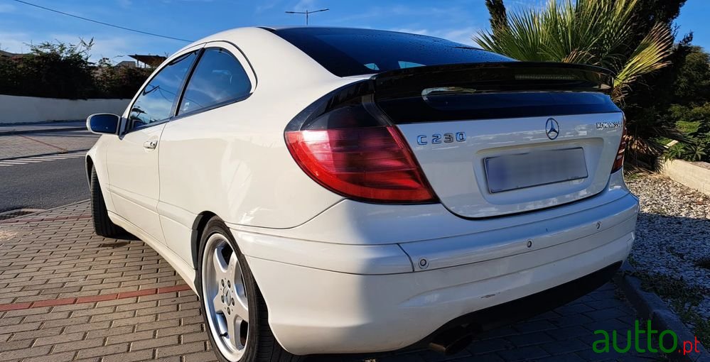 2003' Mercedes-Benz C 230 photo #2