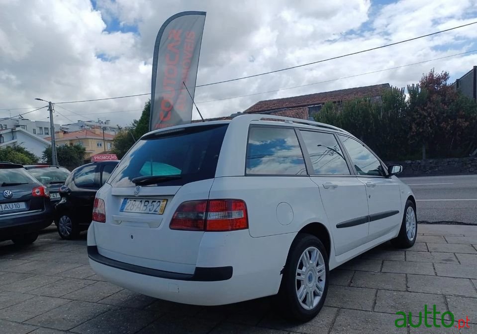 2005' Fiat Stilo Multiwagon photo #2