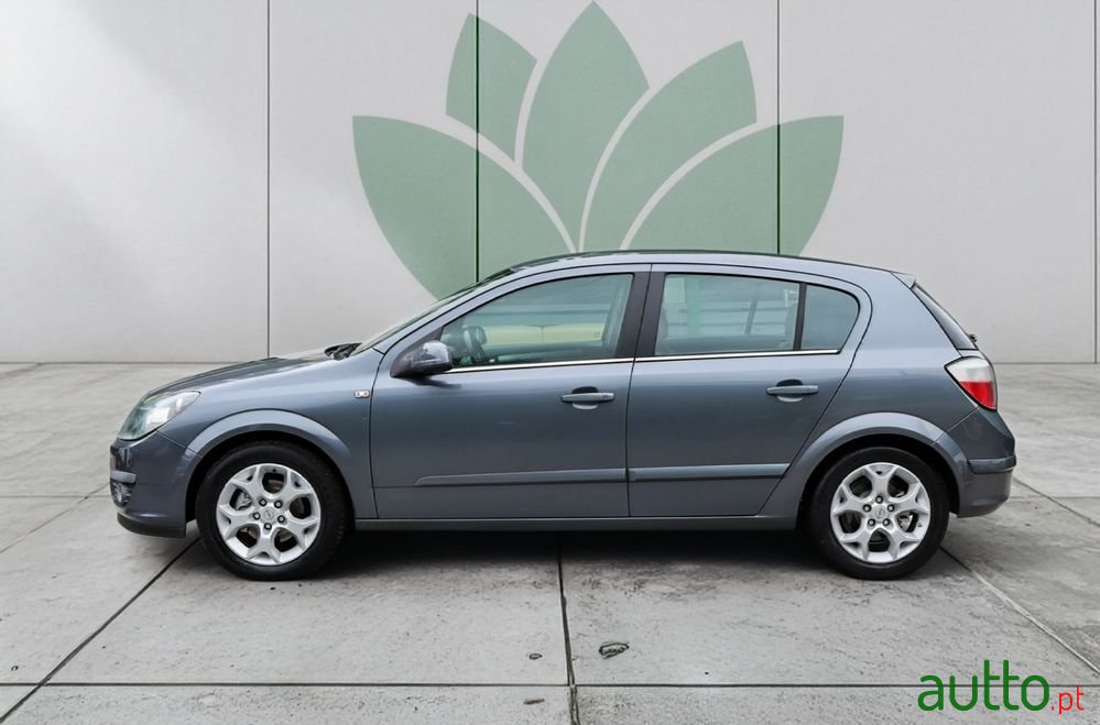 2007' Opel Astra 1.3 Cdti Cosmo photo #3