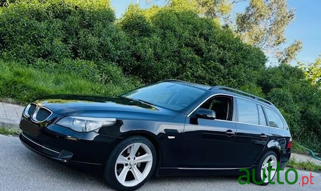 2007' BMW Série 5 D Touring photo #2