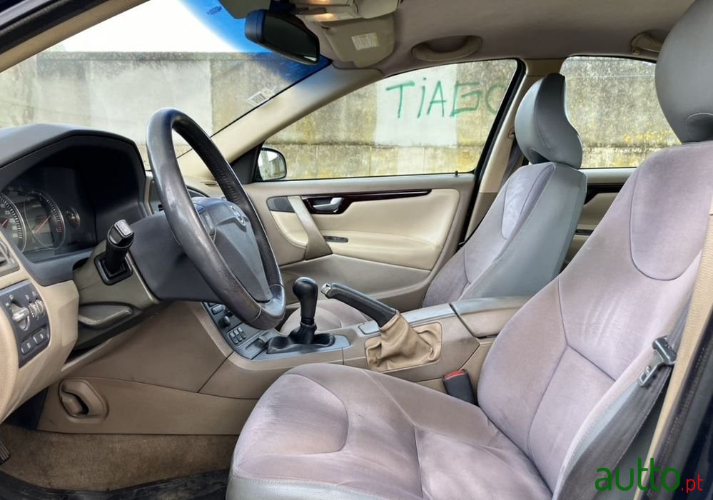 2004' Volvo S60 2.4 D5 photo #6