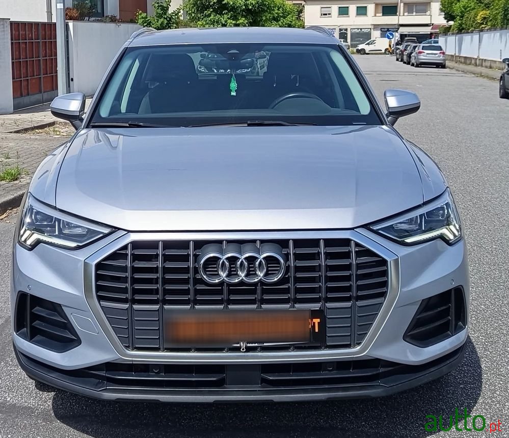 2021' Audi Q3 photo #2