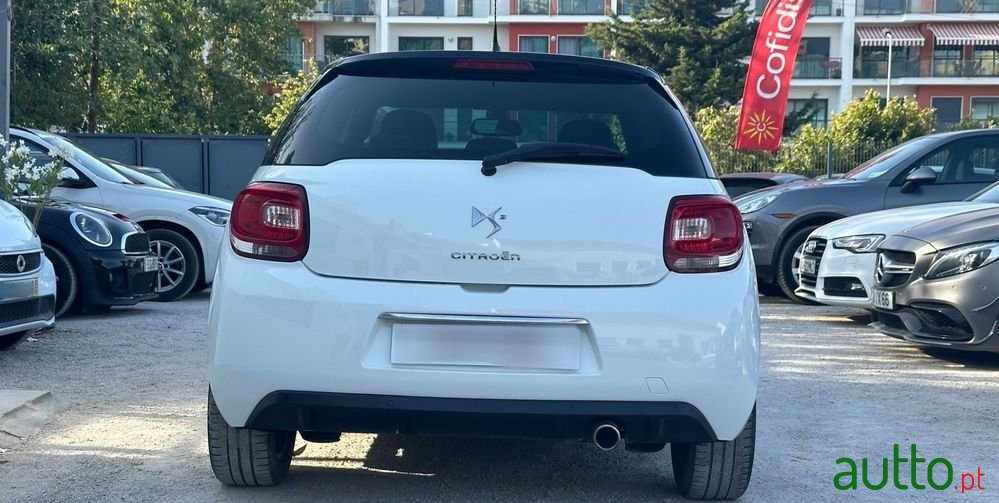 2014' Citroen DS3 1.6 Vti So Chic photo #5