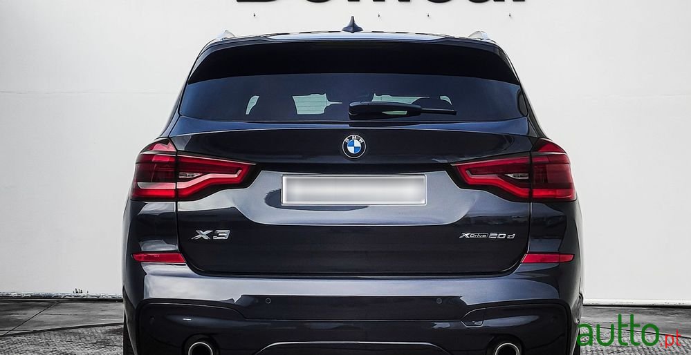 2019' BMW Série X 20 D Xdrive Pack M photo #5
