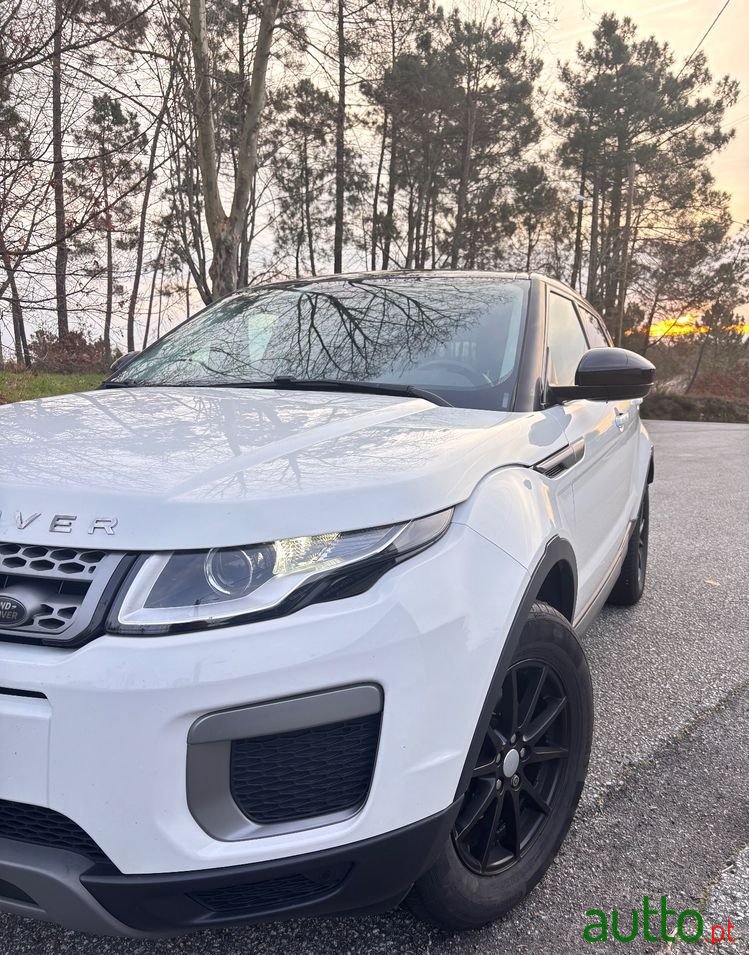 2017' Land Rover Range Rover Evoque photo #2