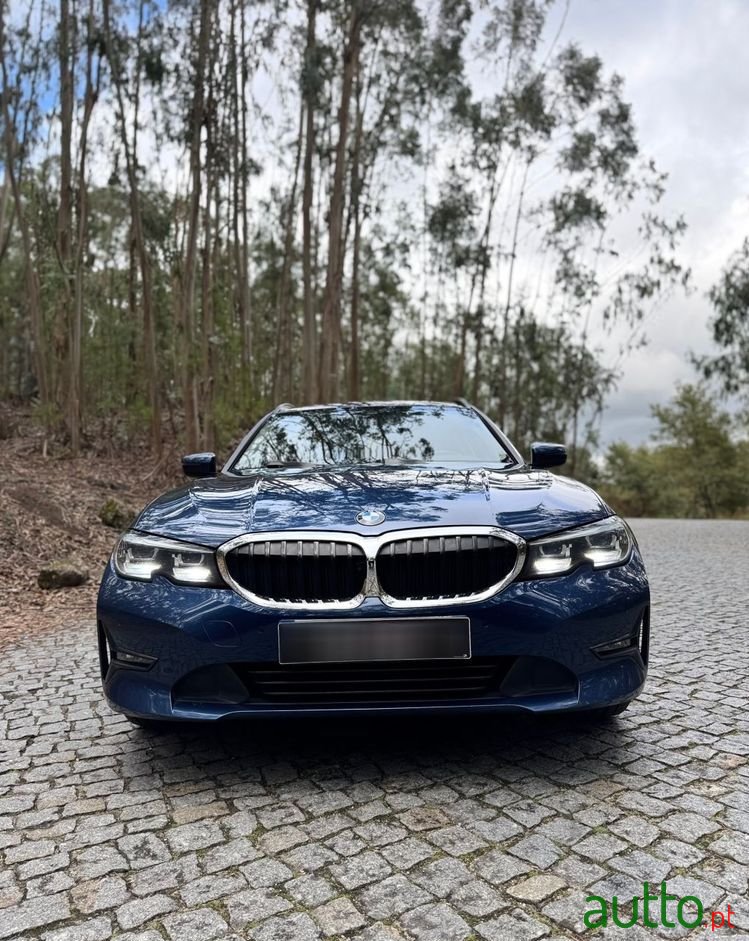 2021' BMW Série 3 photo #2