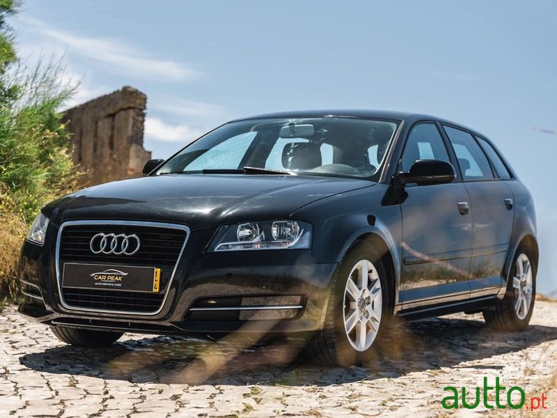 2011' Audi A3 Sportback photo #4