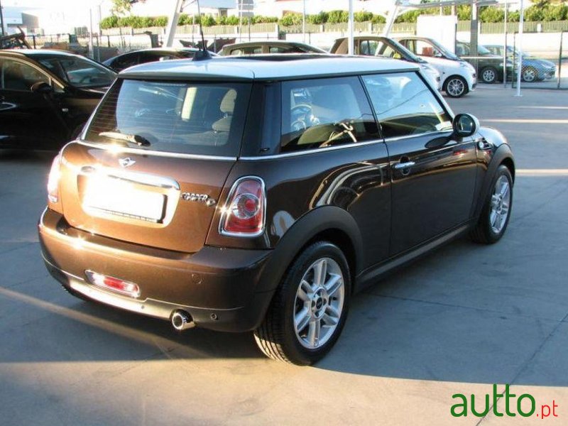 2012' MINI Cooper photo #1