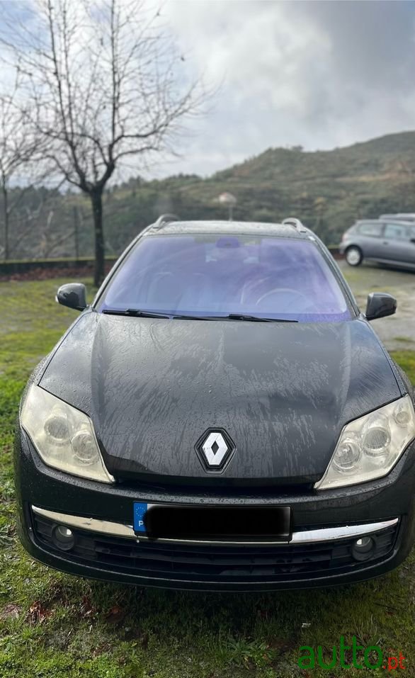 2008' Renault Laguna Break photo #3