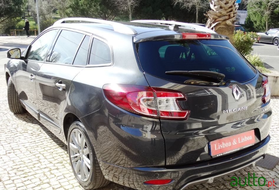 2014' Renault Megane Sport Tourer photo #4