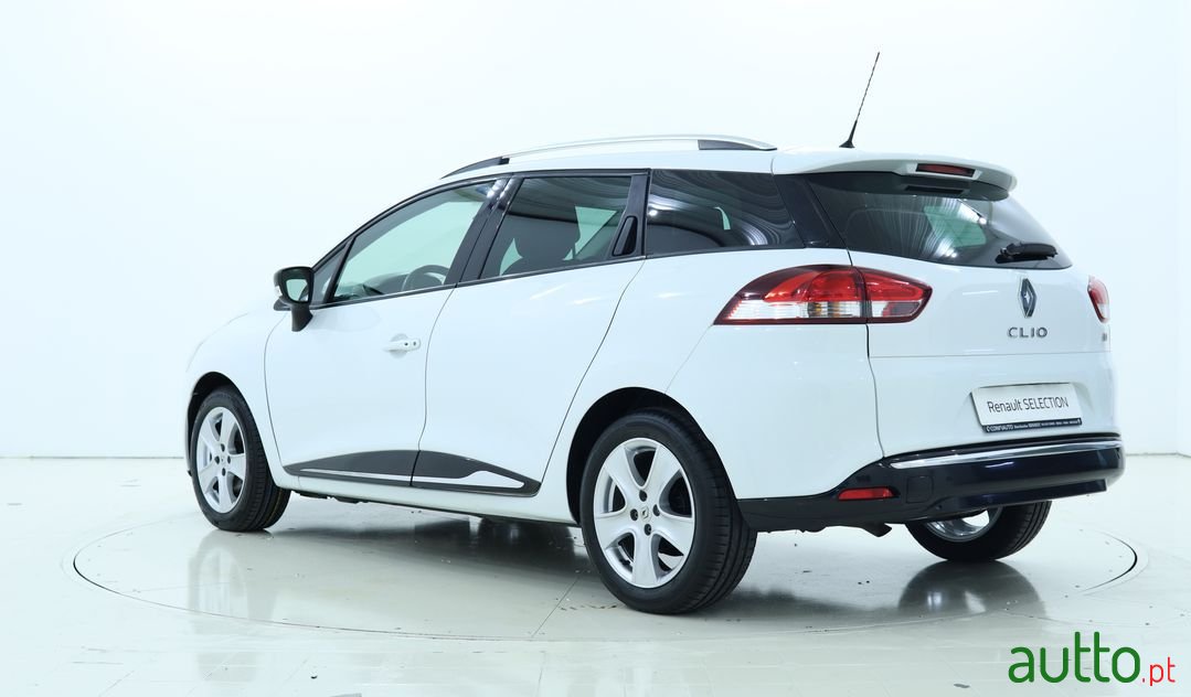 2015' Renault Clio photo #5