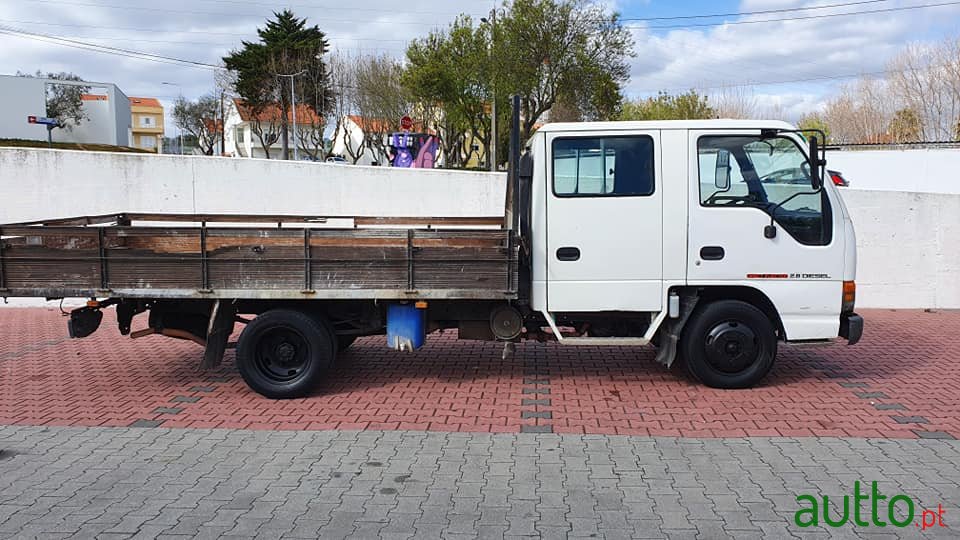 2001' Isuzu D-Max photo #3