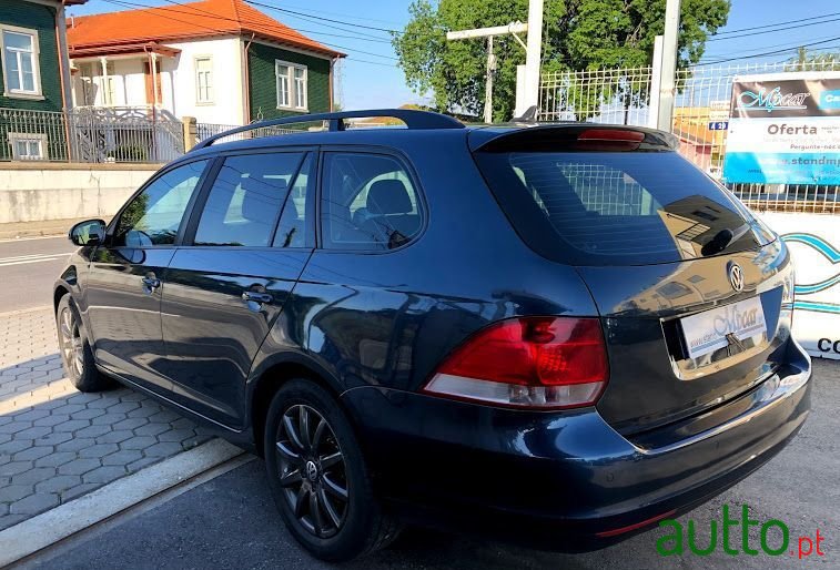 2007' Volkswagen Golf Variant photo #6