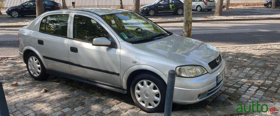 2001' Opel Astra 1.7 Dti photo #1