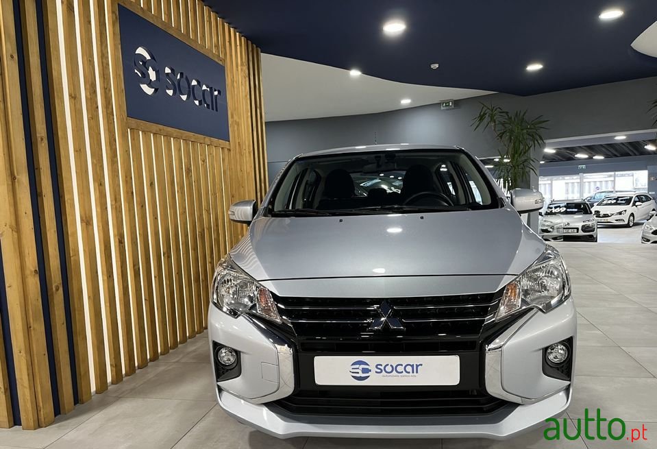 2020' Mitsubishi Space Star photo #4