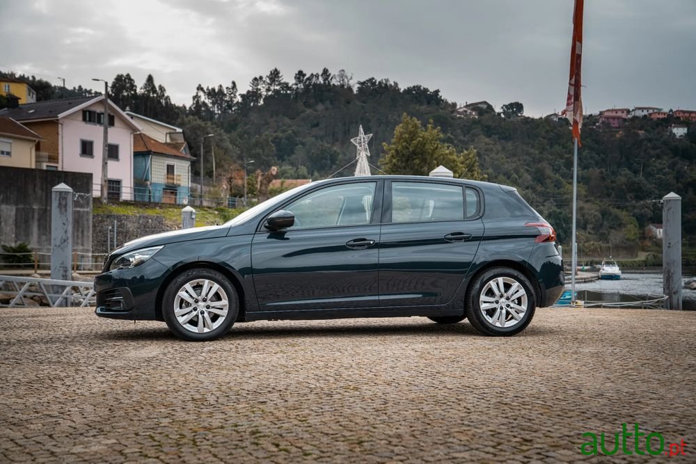 2020' Peugeot 308 photo #4