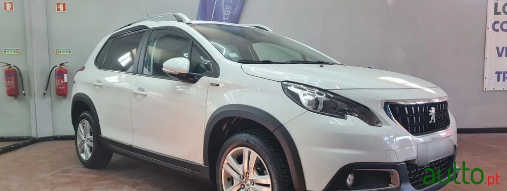 2019' Peugeot 2008 photo #1
