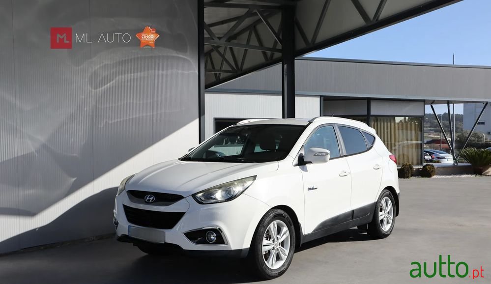 2012' Hyundai ix35 photo #1