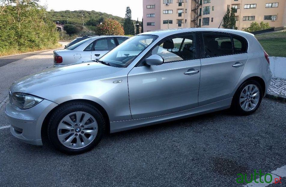 2007' BMW 118 D photo #1