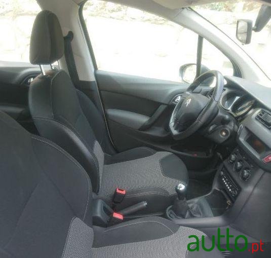 2011' Citroen C3 photo #3
