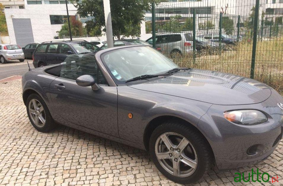 2007' Mazda MX-5 Exclusive Plus photo #2