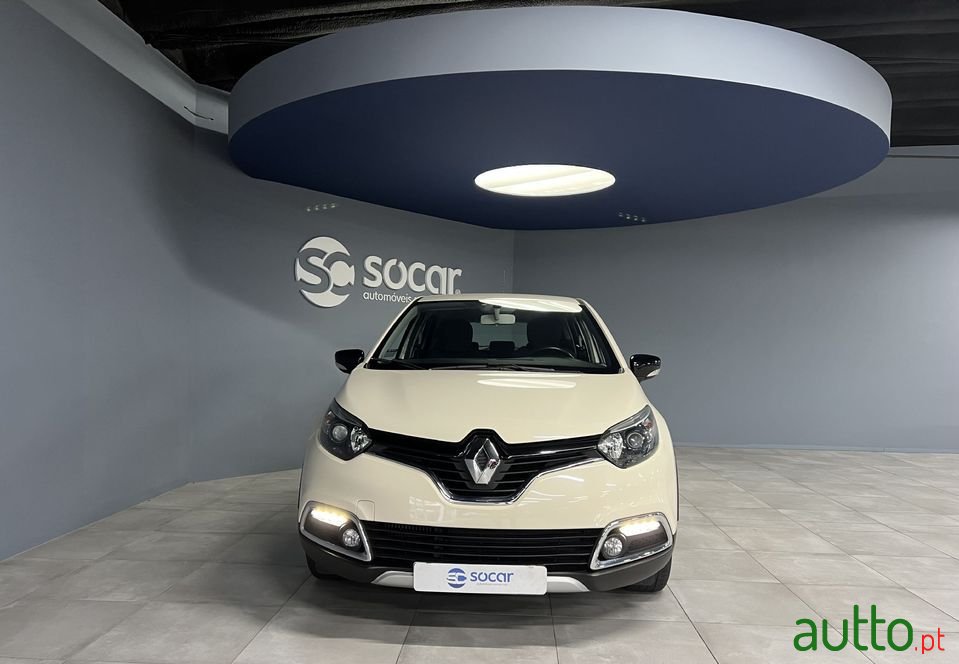 2016' Renault Captur photo #3