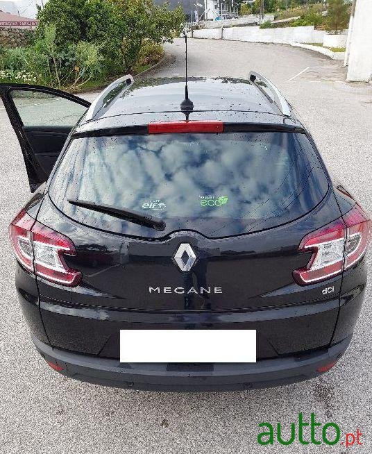 2013' Renault Megane photo #1