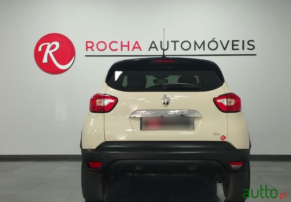 2015' Renault Captur 0.9 Tce photo #4