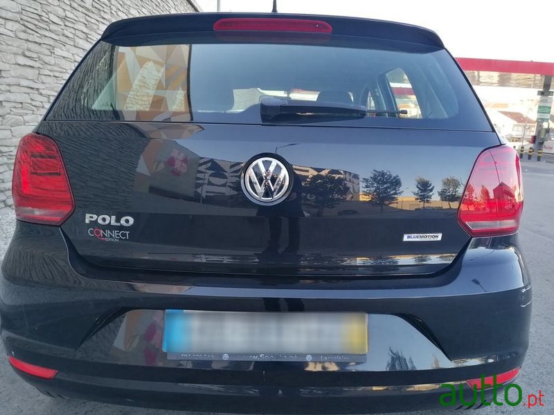 2017' Volkswagen Polo 1.0 Connect photo #5