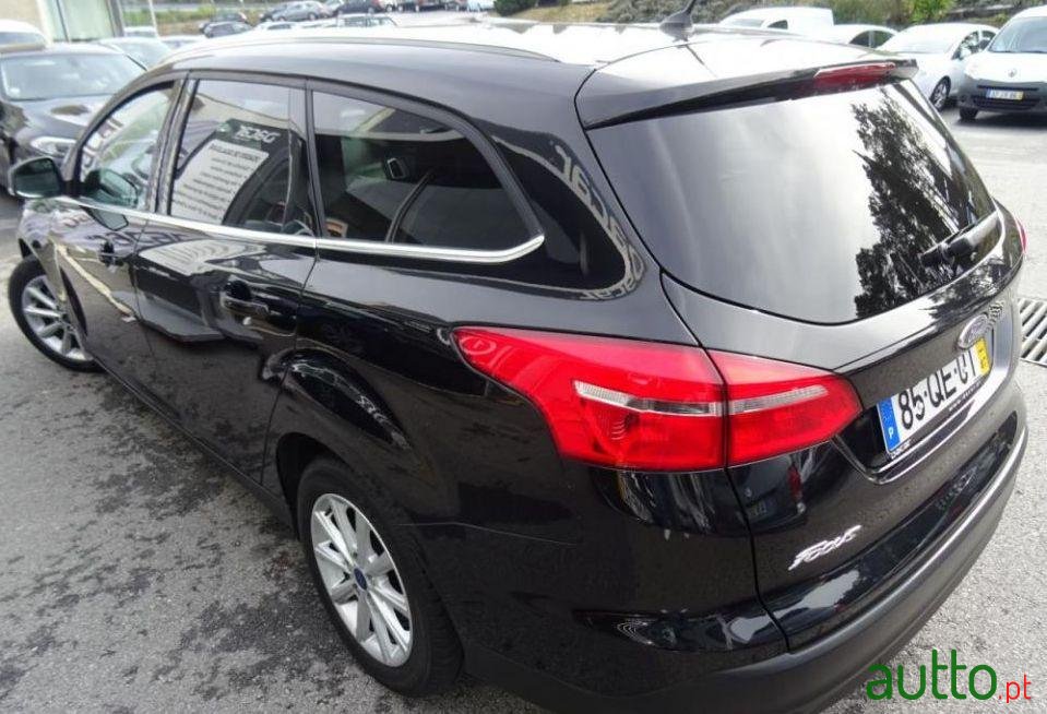 2015' Ford Focus 1.5 Tdci Titanium photo #2