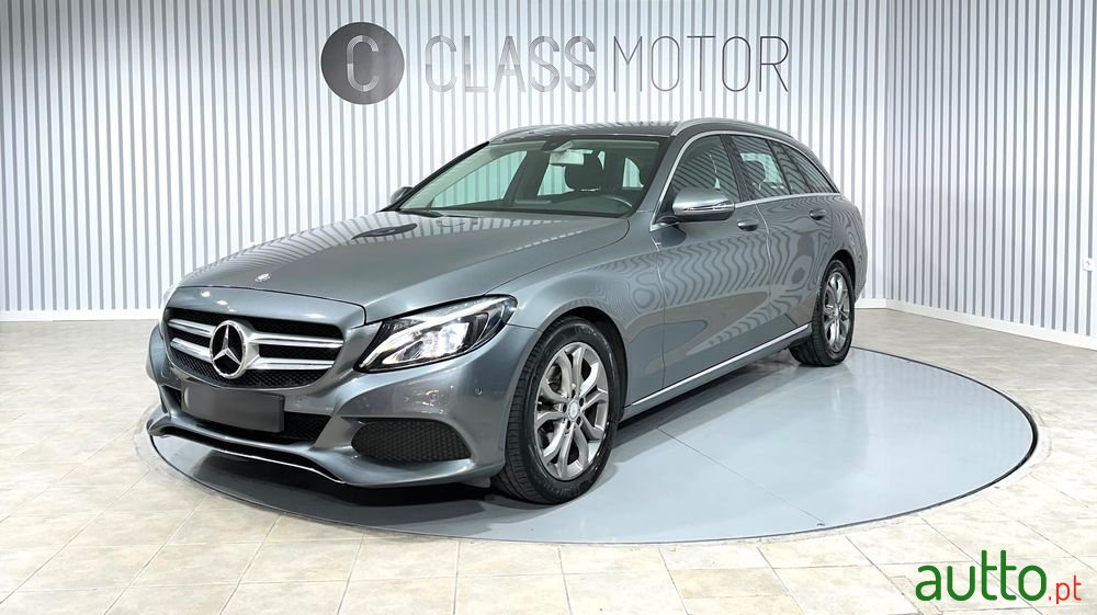 2017' Mercedes-Benz Classe C photo #1