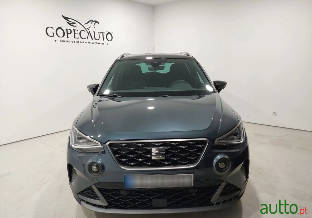 2022' SEAT Arona 1.0 Tsi Fr photo #2