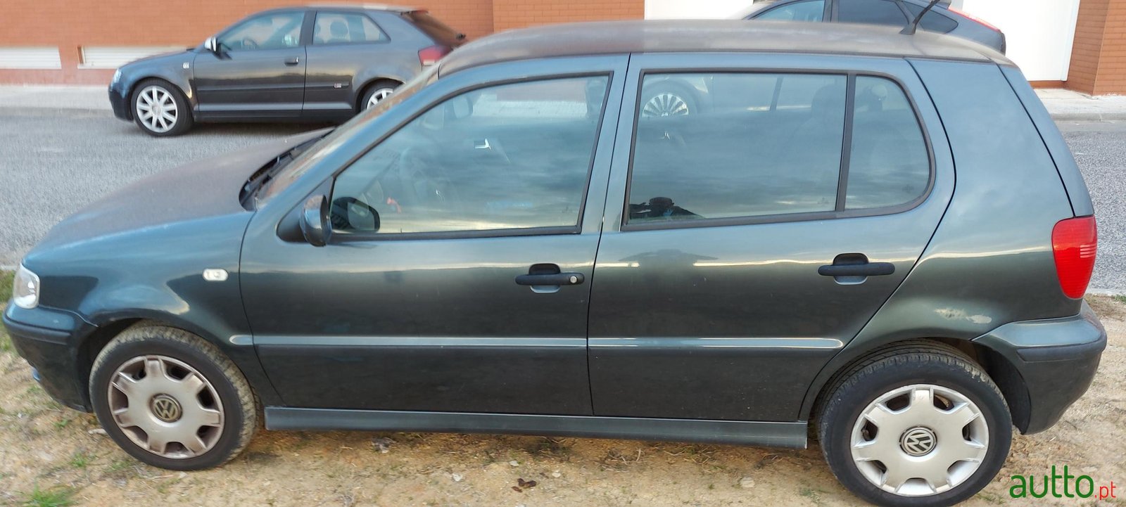 2000' Volkswagen Polo photo #2