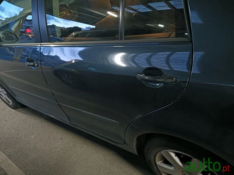 2005' Volkswagen Golf Plus photo #6