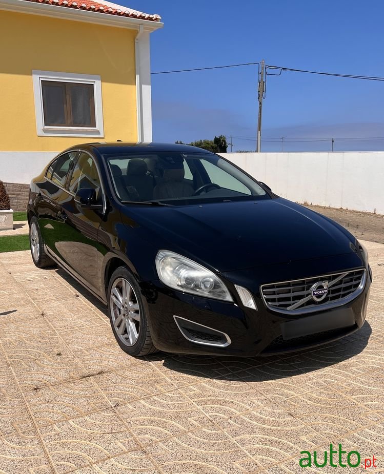 2012' Volvo S60 photo #5