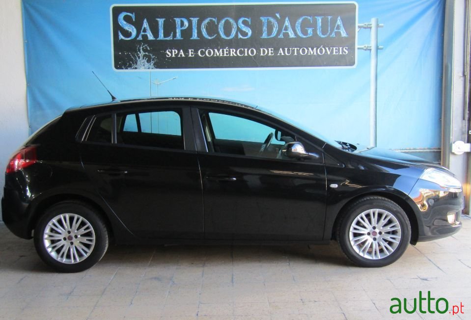 2011' Fiat Bravo photo #5