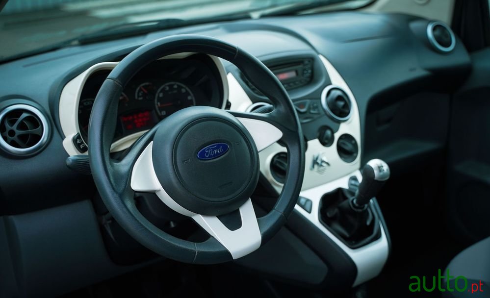 2009' Ford Ka 1.2 Titanium photo #6
